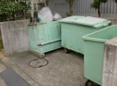 敷地内ゴミ置場
